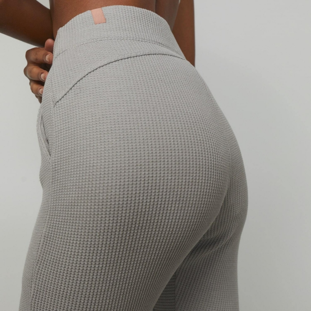 NWOT Lunya Restore Thermal High Rise Leggings - Picture 3 of 5